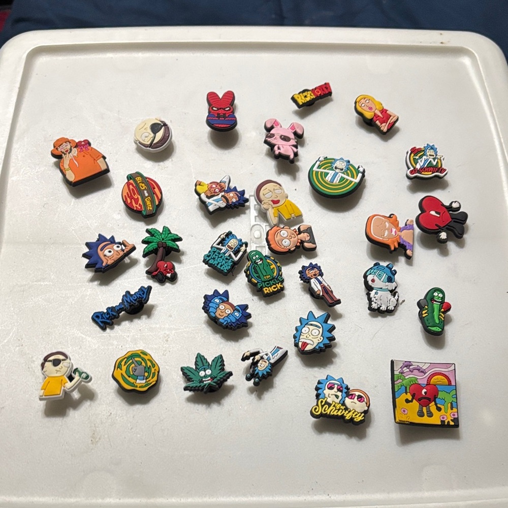 Rick & Morty Character Shoe Charms Set (30 pieces)
